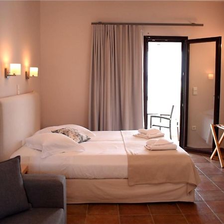Trizonia Bay Hotel Kültér fotó