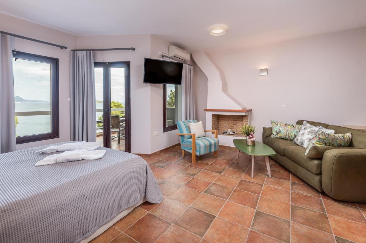 Trizonia Bay Hotel Kültér fotó